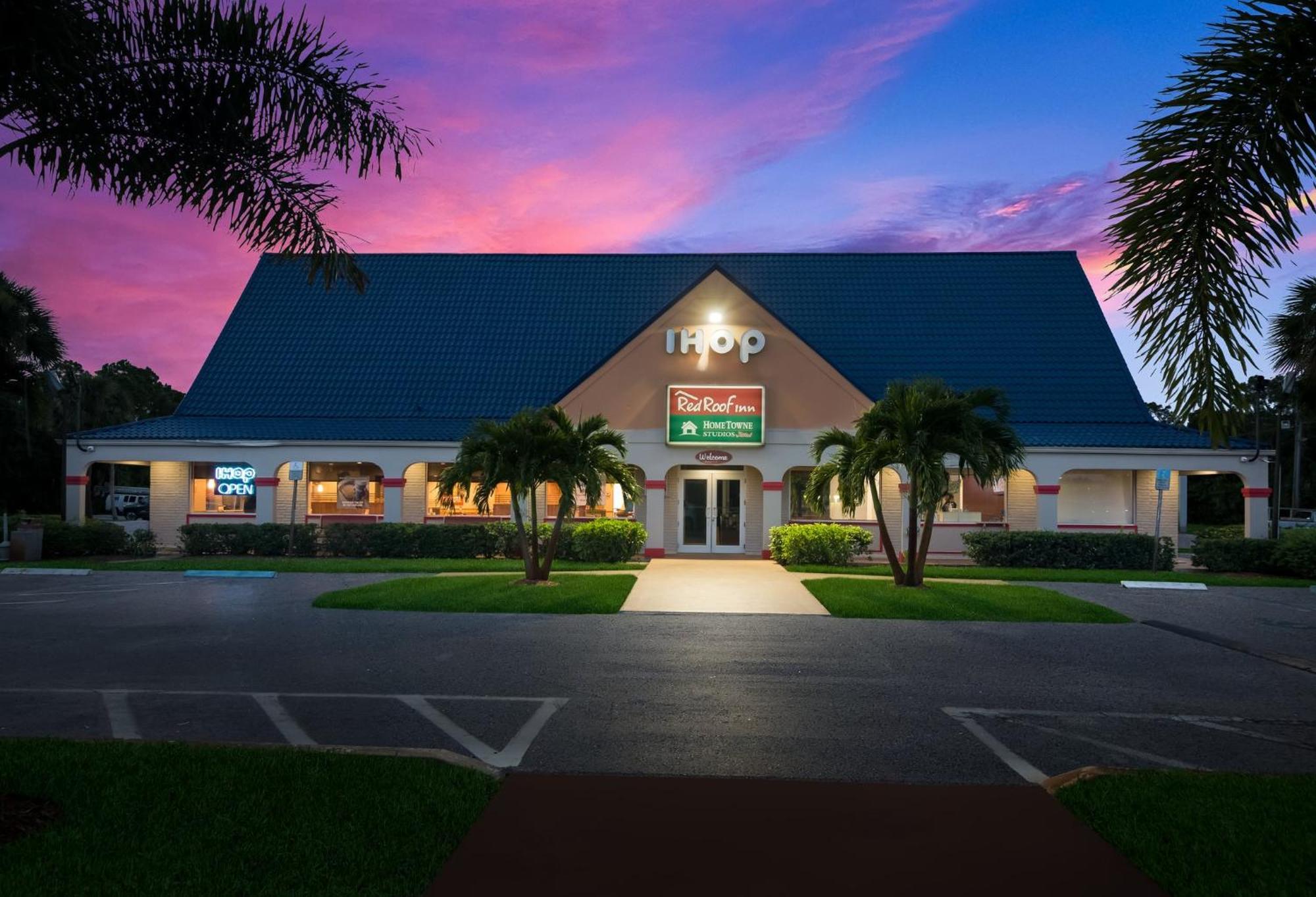 Flamingo Suites- An Extended Stay Hotel Vero Beach, Fl Exterior photo